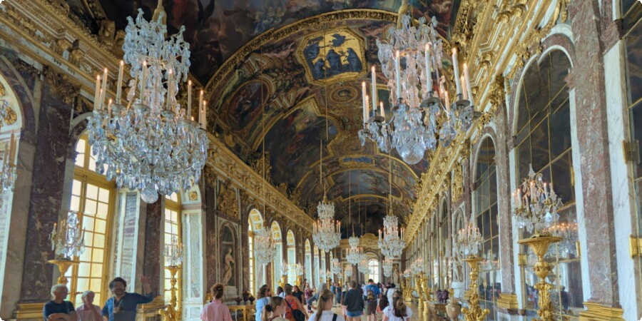 Palác Versailles: Kde se sbíhají historie a extravagance