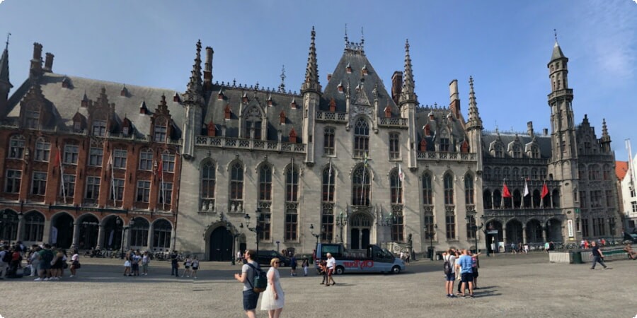 Het Belfort van Brugge: een historisch baken in het hart van de stad